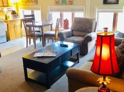 Galena Penthouse overlooking Main Street with FREE off street parking