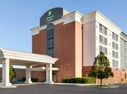 Holiday Inn Express Hotel & Suites Norfolk Airport, an IHG Hotel