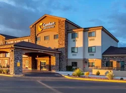 Comfort Inn & Suites Page at Lake Powell