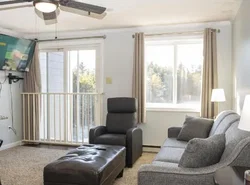 Stroll to Slopes, Village Area, Ski in-out MtLodge 269