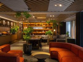 insomnia KYOTO OIKE Accommodation Houston