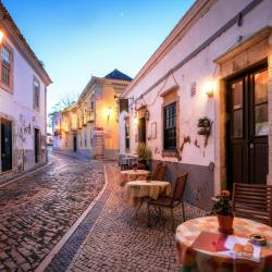 Faro Accommodation Houston