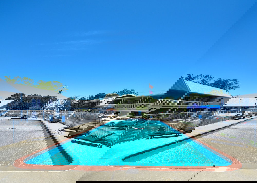 Cape Sands Inn - thumb 0