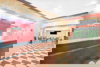 Howard Johnson by Wyndham North Bergen