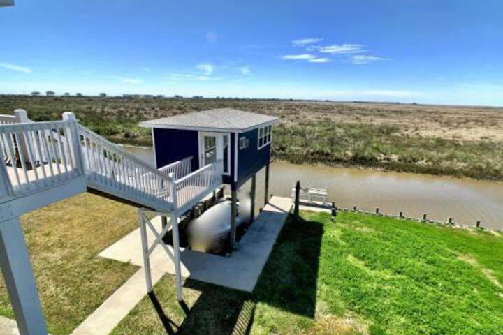 1 Van Sant Home - thumb 2