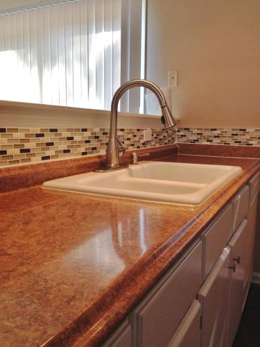 Clean & Cozy Savannah House Near Tybee Beaches! - thumb 6