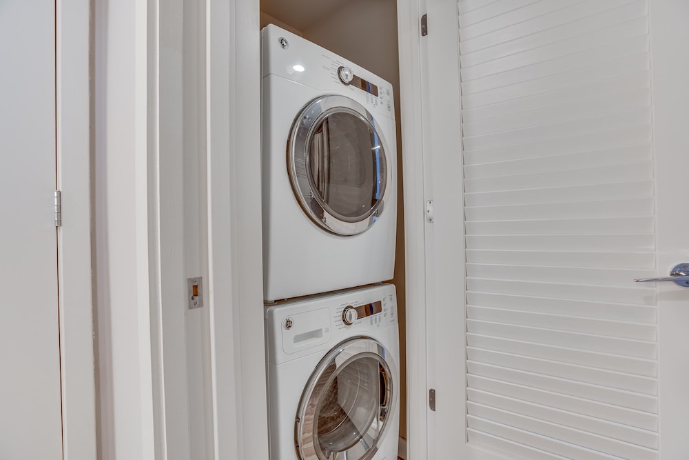 5th Street NW Apartments - thumb 1