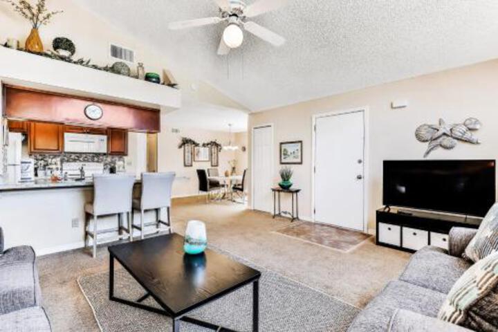 Laguna Bays Dream Condo - thumb 2