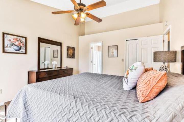 Laguna Bays Dream Condo - thumb 3