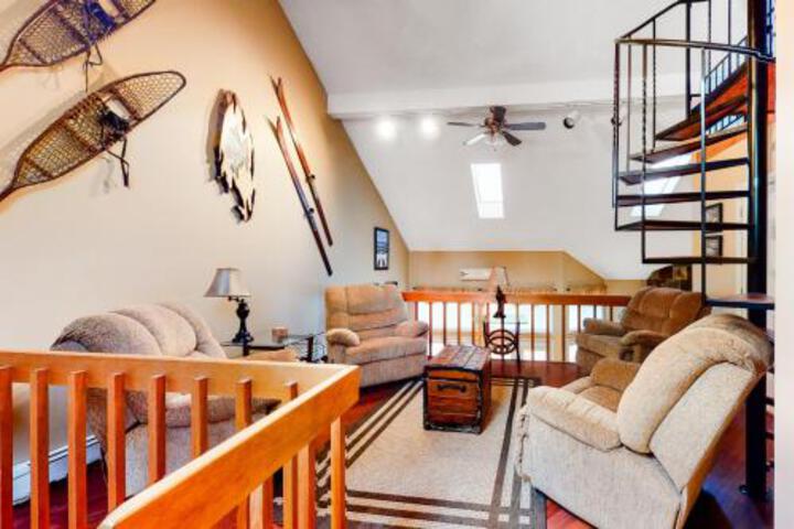 2G Village Way - thumb 2