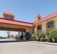 Red Roof Inn Plus Dallas - Addison - Accommodation Houston