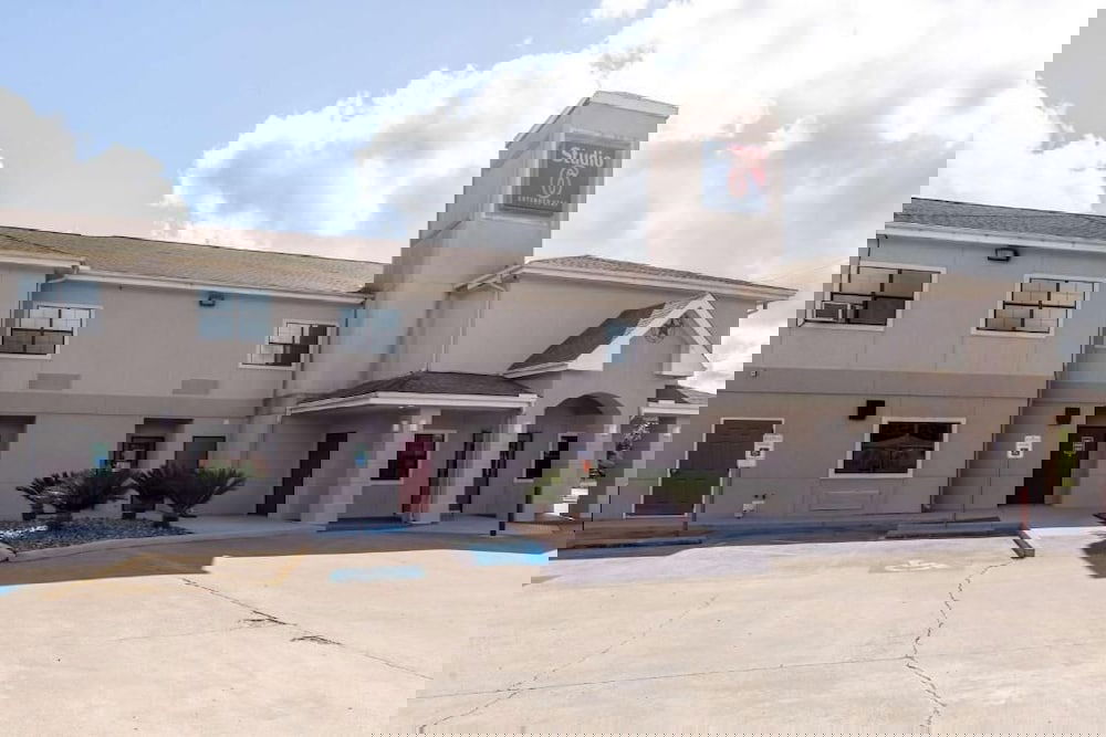 Studio 6 Bay City, TX - thumb 2