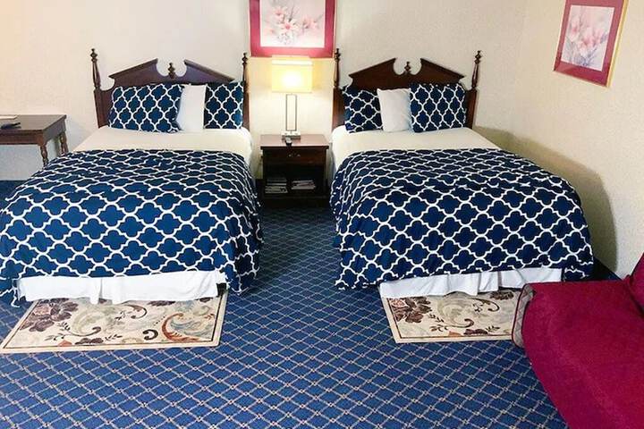 Regency Inn & Suites - thumb 6