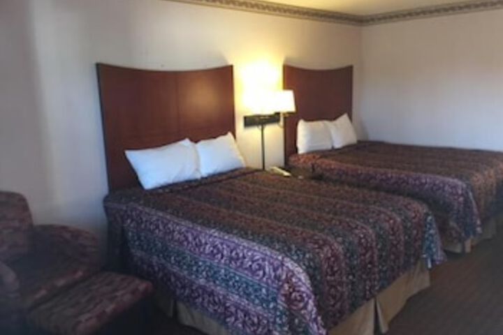 Briarwood Inn - thumb 3