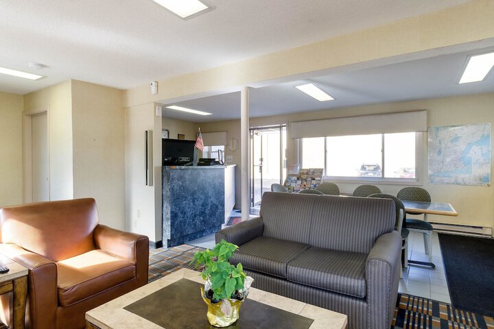 Econo Lodge West Springfield Hwy 5 - thumb 5