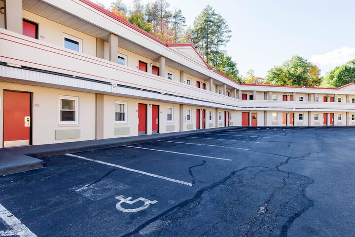 Econo Lodge West Springfield Hwy 5 - thumb 4