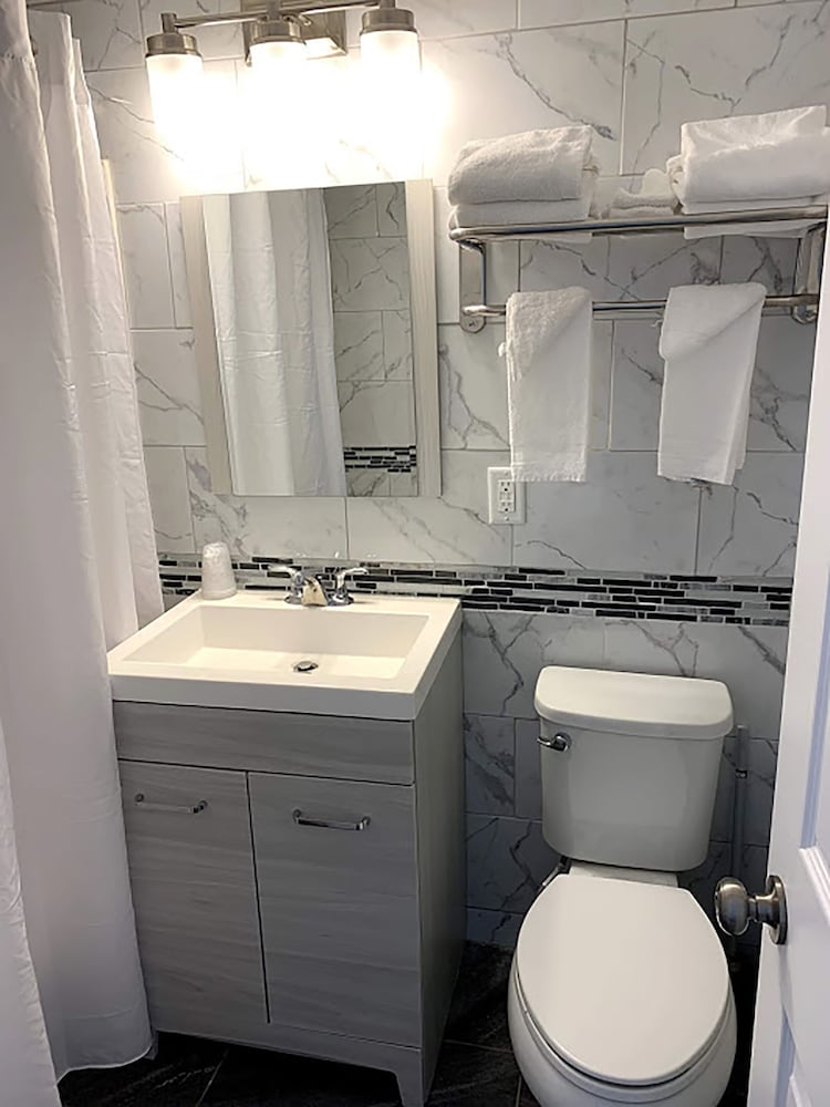 Cape Cod Family Resort And Inflatable Park - thumb 6