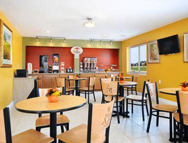 Super 8 Houston East / Channelview Area