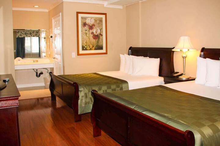 Ambassador Inn Alhambra - thumb 7