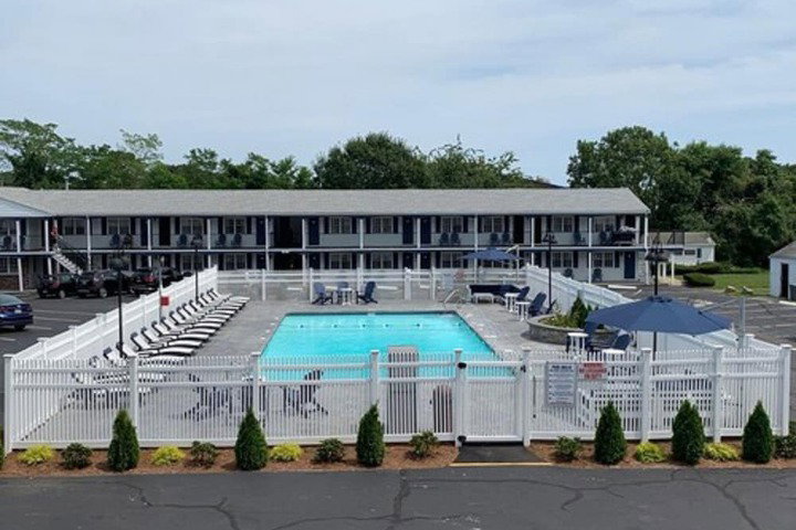 Tidewater Inn - thumb 5