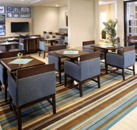Hawthorn Suites by Wyndham Wheeling at the Highlands - Accommodation Houston