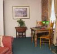 The Bishop Hotel - Accommodation Houston