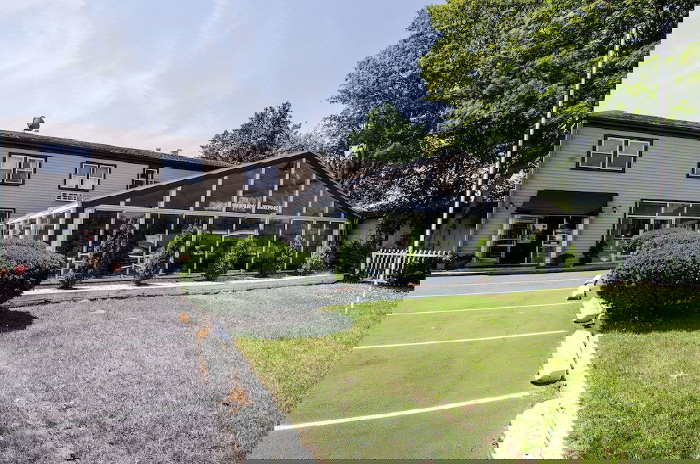 Econo Lodge - thumb 0