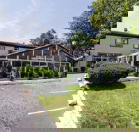 Econo Lodge - Accommodation Houston