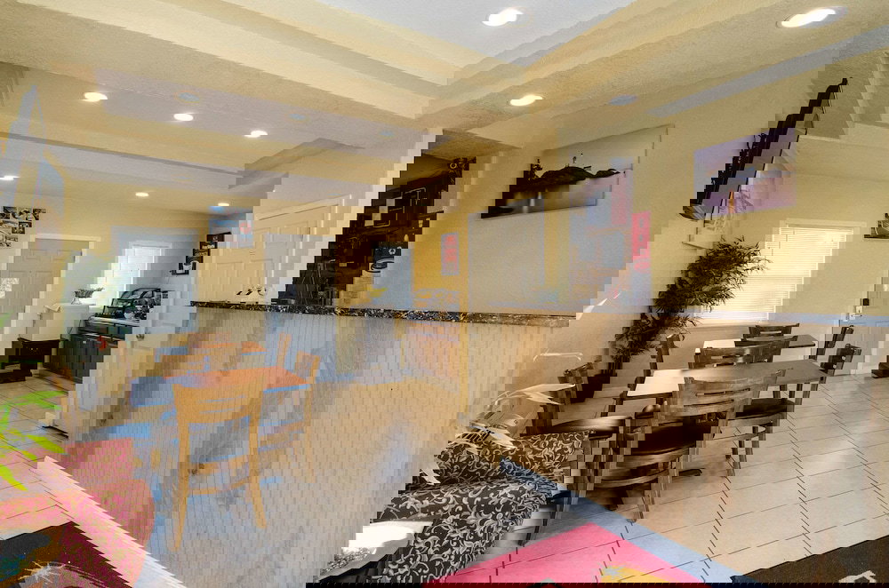 Econo Lodge - thumb 6