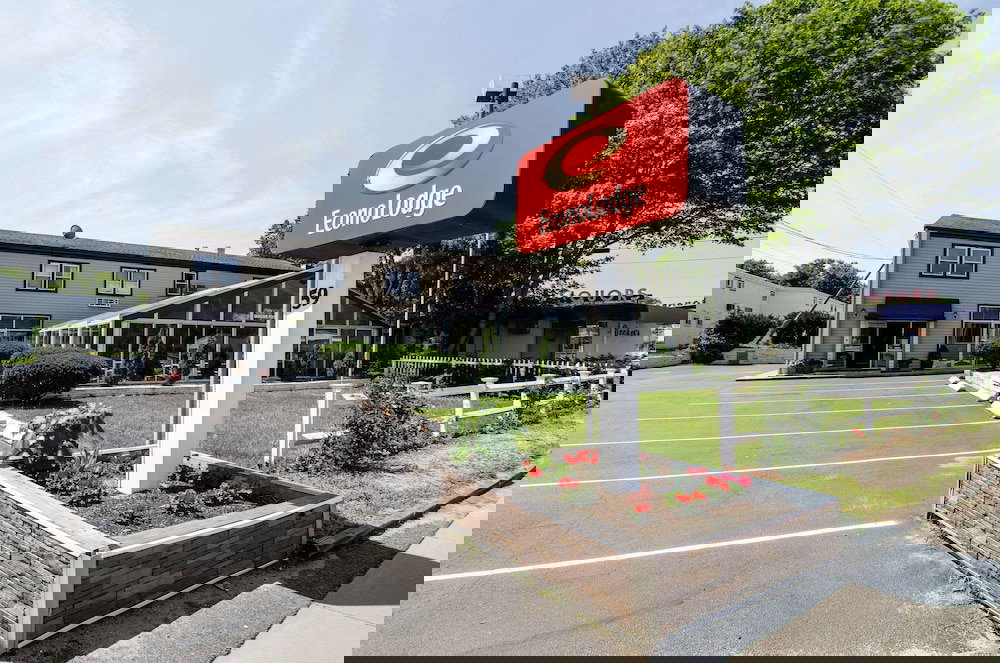 Econo Lodge - thumb 2