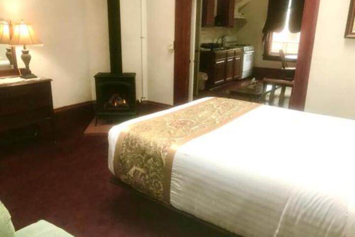 The Waterstreet Hotel - thumb 6