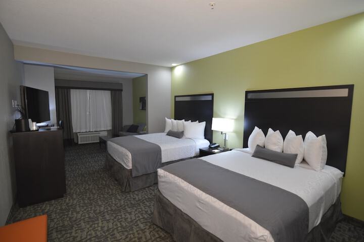 Best Western Plus Bay City Inn & Suites - thumb 4