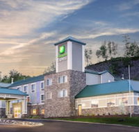 Holiday Inn Express Houghton-Keweenaw an IHG Hotel - Accommodation Houston