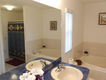 Villa John - Comfort - 4 Bedroom - thumb 2