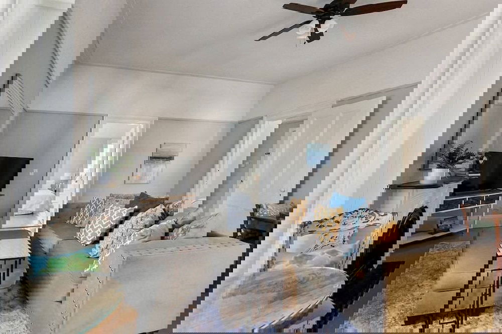 Troup Square Three Bedroom Villa - thumb 1