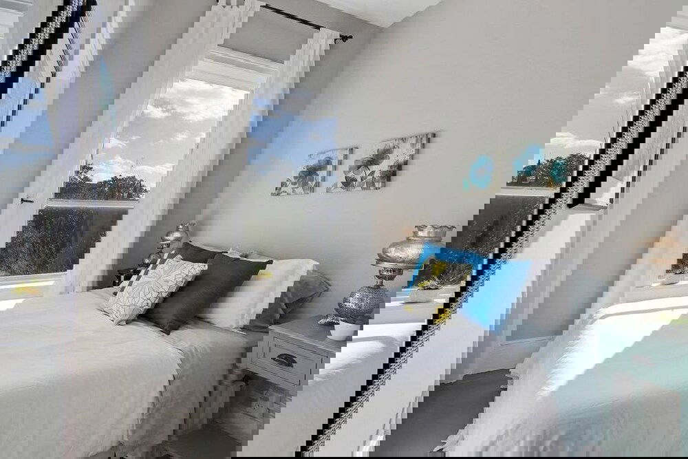 Troup Square Three Bedroom Villa - thumb 5