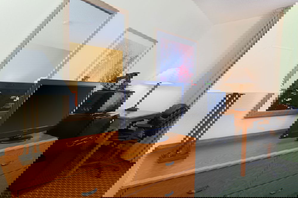 Zane Inn And Suites - thumb 6