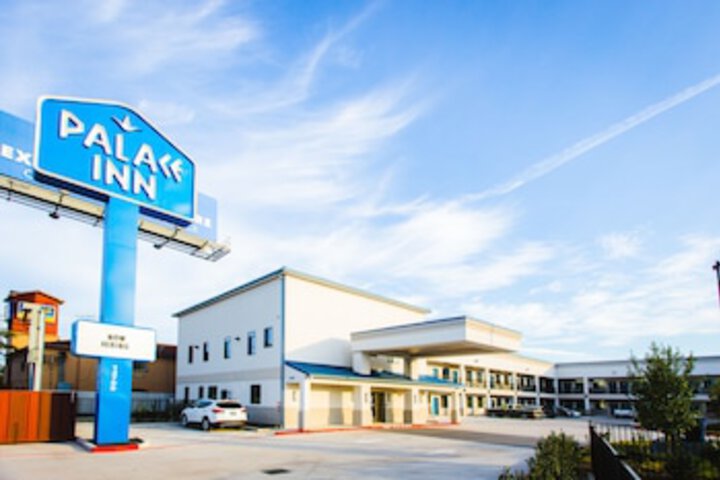 Palace Inn Blue Federal Road