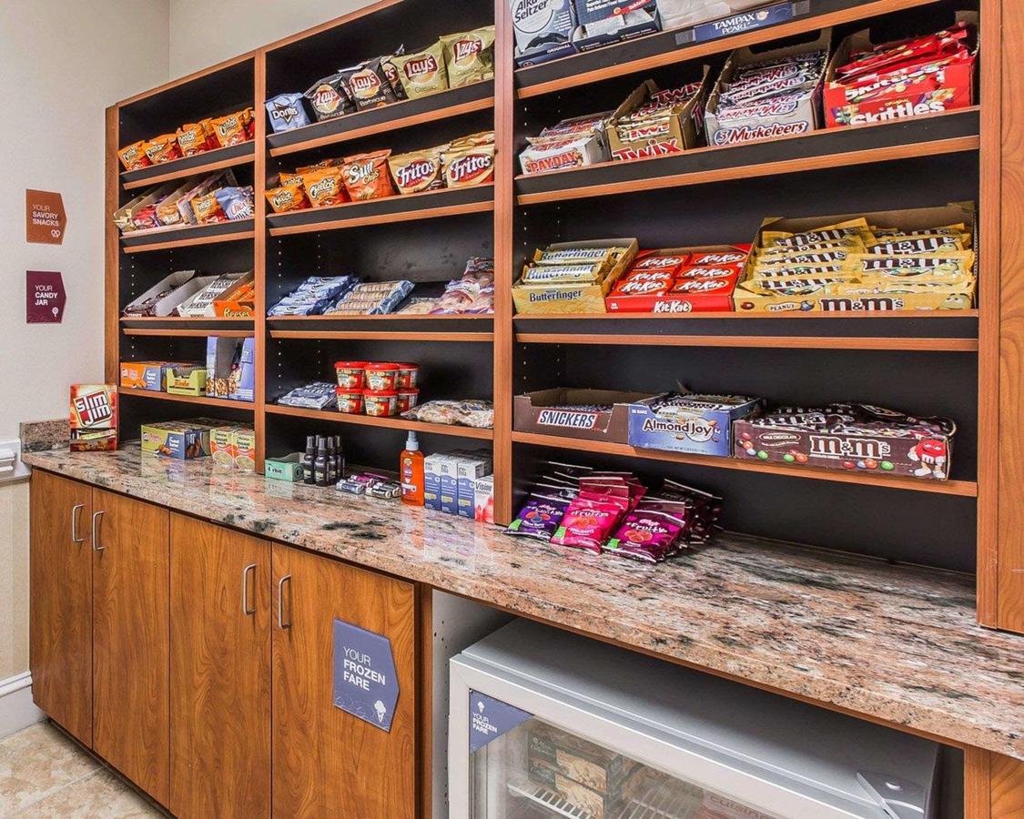 Comfort Suites - thumb 16