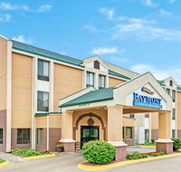 Baymont by Wyndham Lawrence - Accommodation Houston