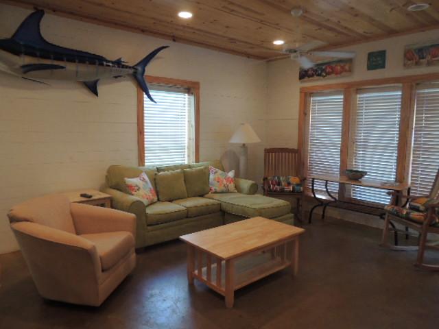 The Commons 103 - Three Bedroom Townhome - thumb 2