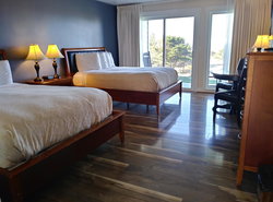 Pacific Reef Hotel & Light Show