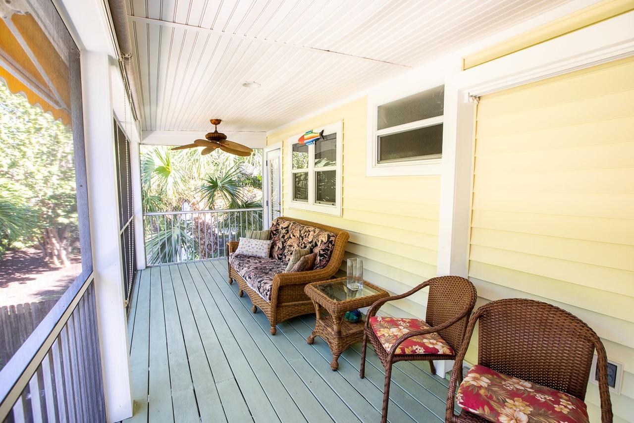 YELLOW FIN ON CARDIUM - thumb 20