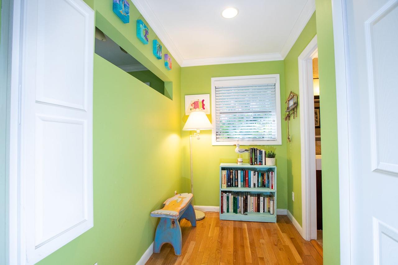 YELLOW FIN ON CARDIUM - thumb 8