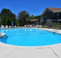 Howard Johnson by Wyndham Beaufort/Parris Island - Accommodation Houston
