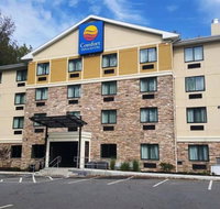 Comfort Inn  Suites Brattleboro I-91 - Accommodation Houston