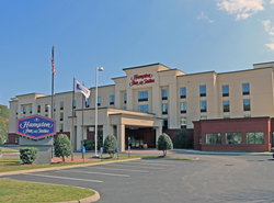 Hampton Inn & Suites Norfolk-Airport