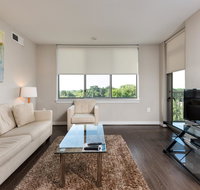 Bluebird Suites in Reston - Accommodation Houston