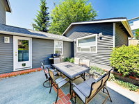 4126 SW Thistle St Home Accommodation Houston
