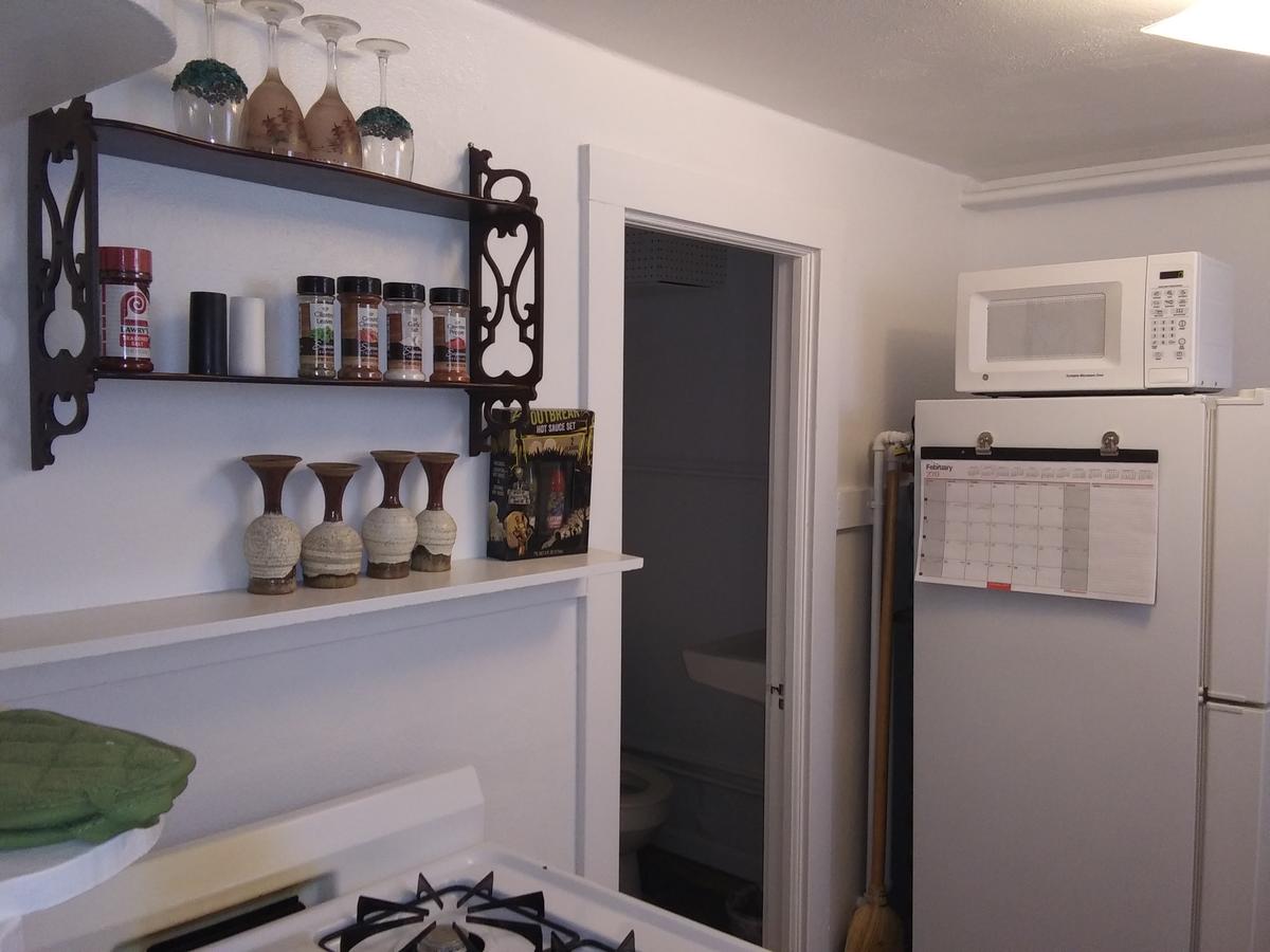 137 1/2 W. 1st St - thumb 24